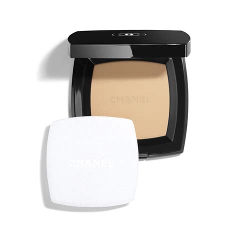 chanel poudre universelle pressed powder.